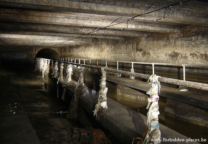 Las alcantarillas de Bruselas - (c) Forbidden Places - Sylvain Margaine - Northern main sewer